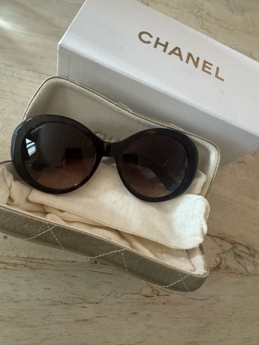 CHANEL Black Oversized Round Sunglasses with Gradient Lenses